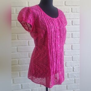 NWT Van Heusen Floral Lace Blouse Top Pintuck Pleats Short Sleeves Fuschia Pink